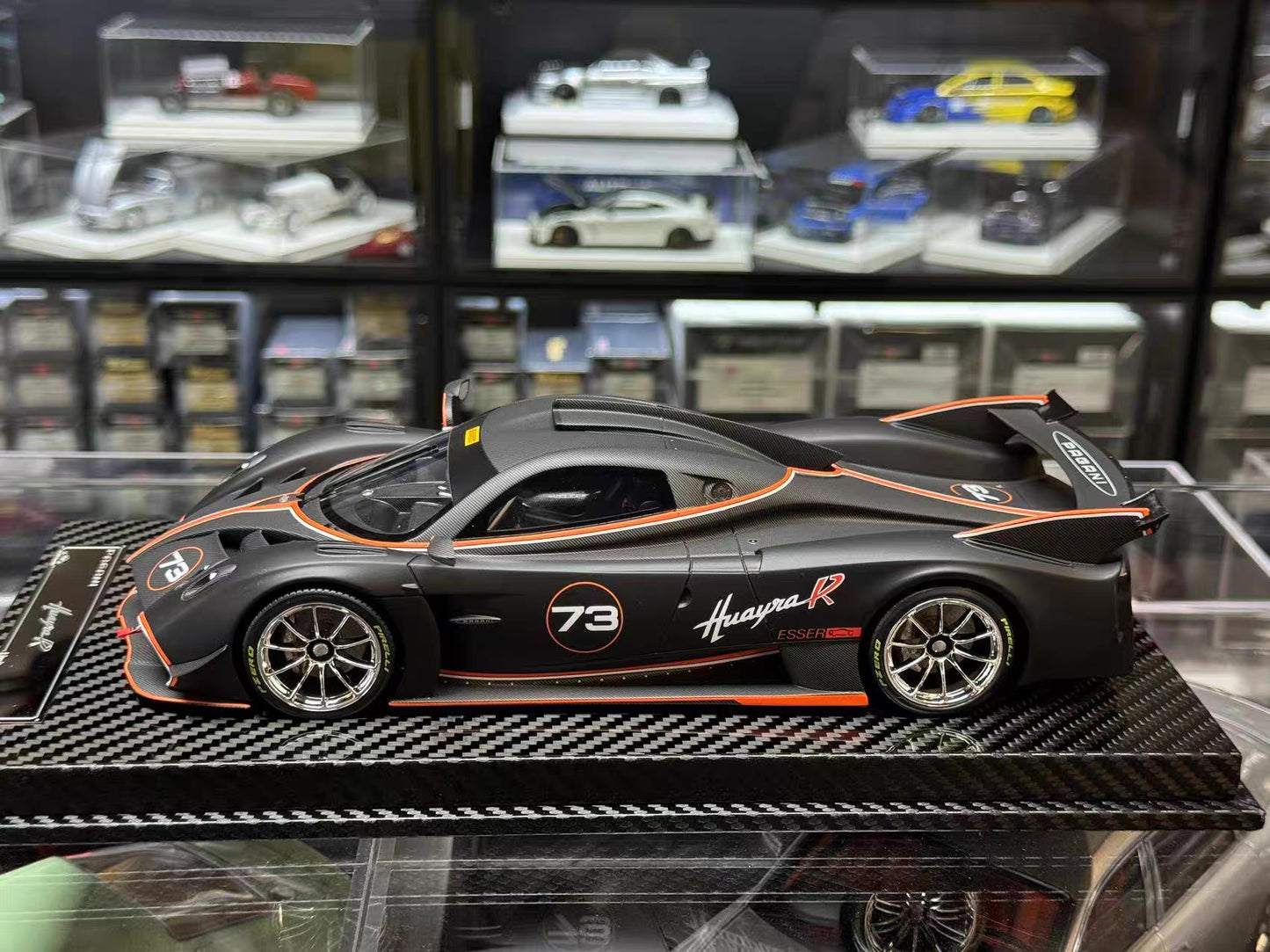 VIP Models Pagani Huayra R 1/18.