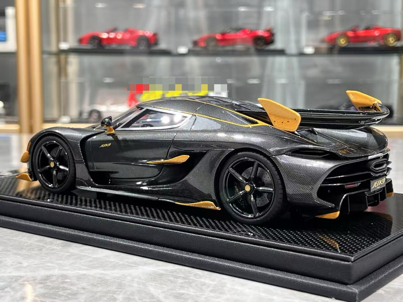 FrontiArt Koenigsegg Jesko 1/18