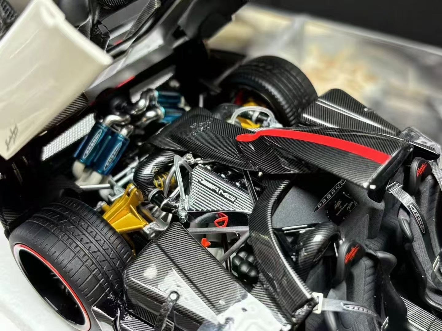 Almost Real Pagani Zonda Cinque Roadster 1/18