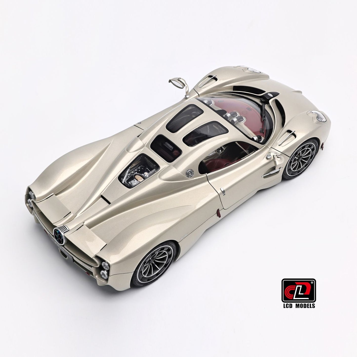 (Pre-Order) LCD Pagani Utopia 1/18