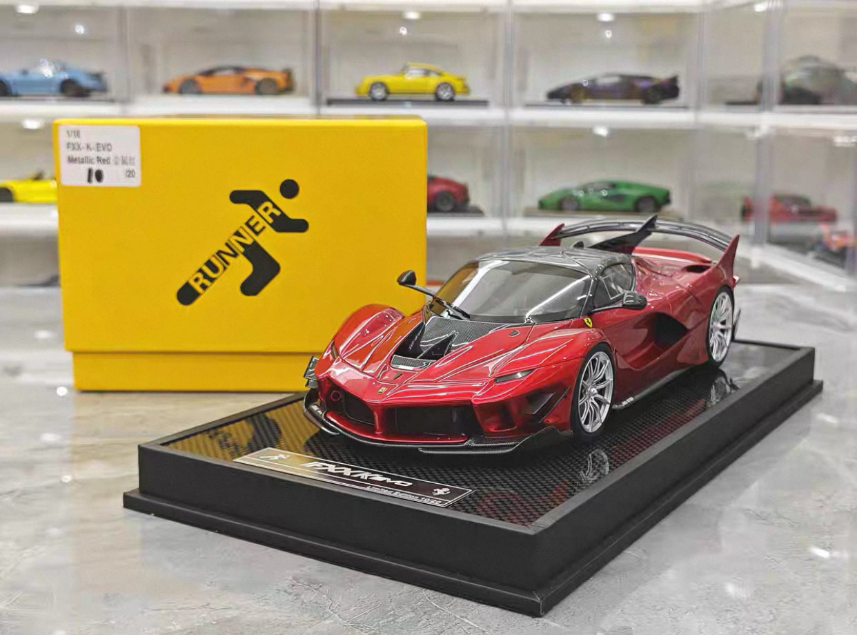 Runner FXXK Evo 1/18