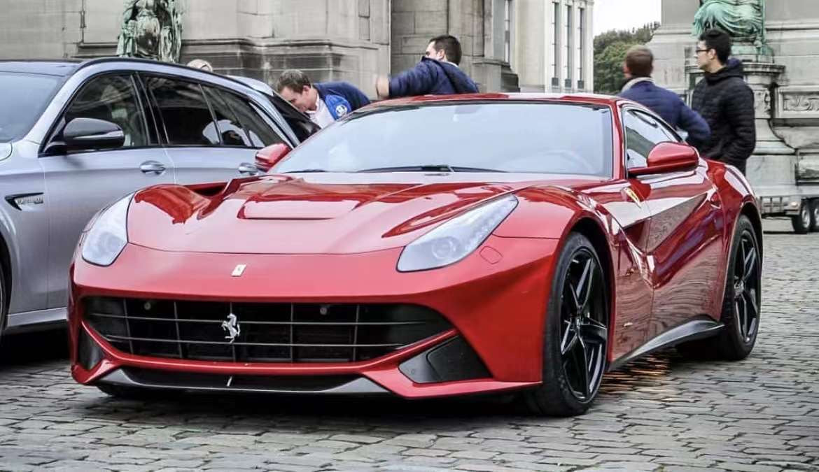 (Pre-Order) Henson & Heaven (HH Models) F12 Berlinetta 1/18