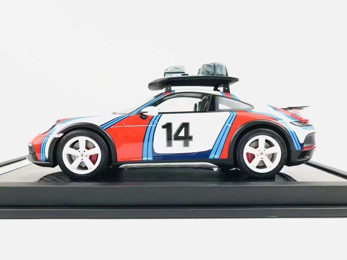 VIP Models 911 Dakar 1/18