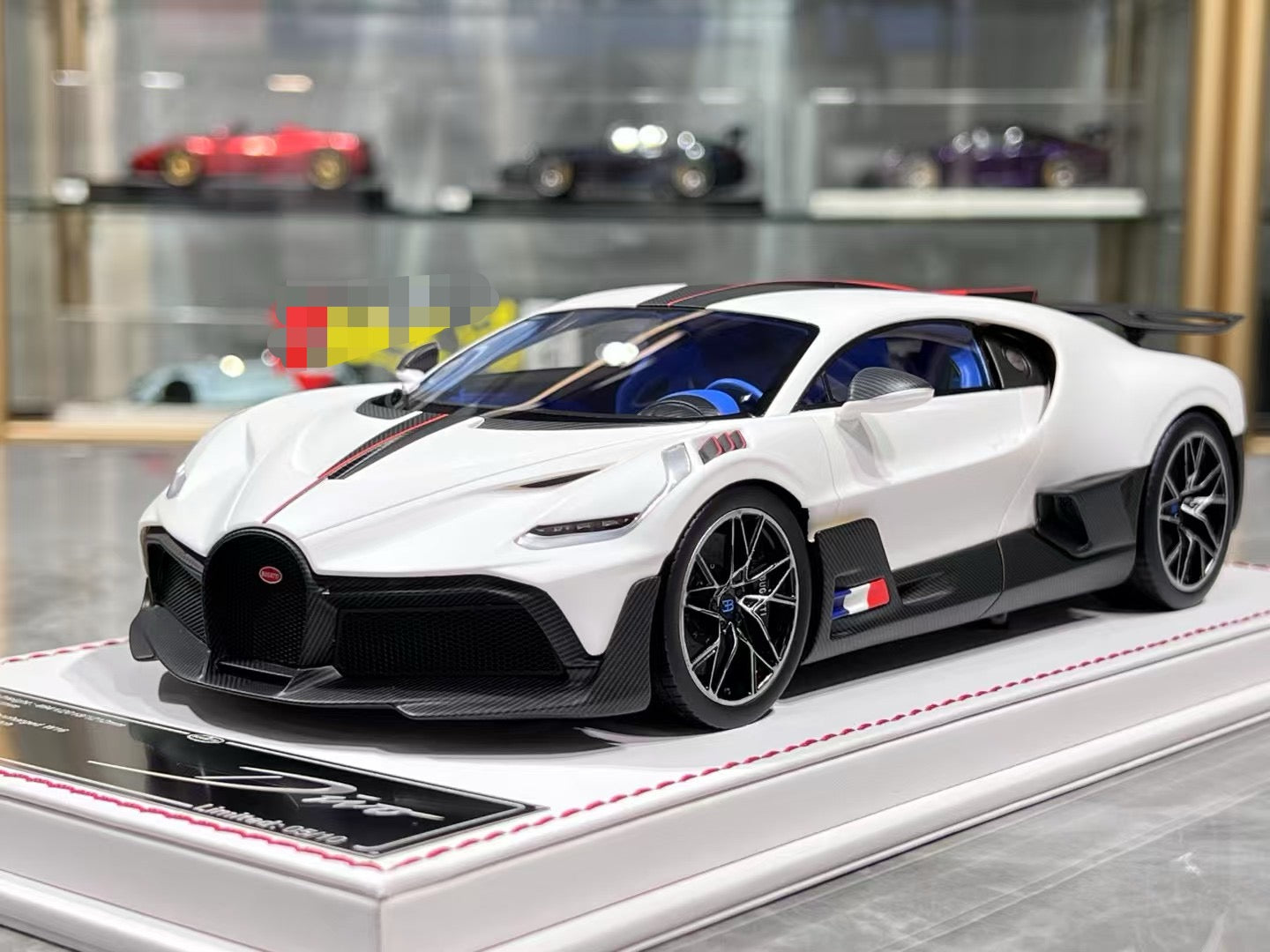 F.C Models Bugatti Divo 1/18 (White Base)