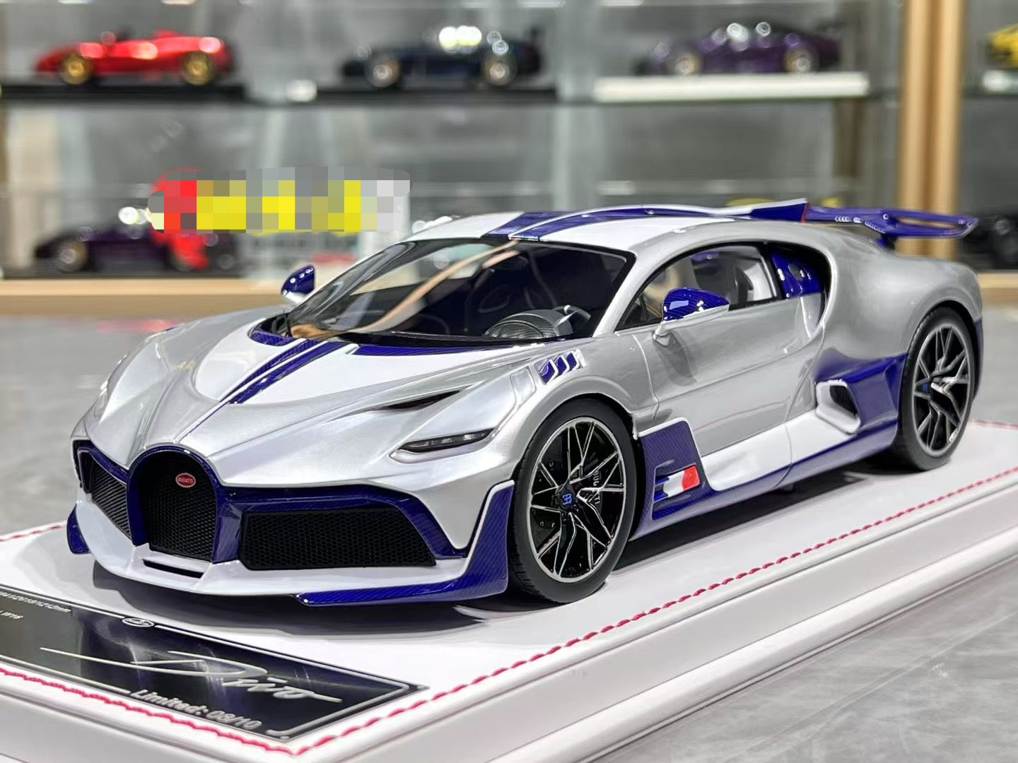 F.C Models Bugatti Divo 1/18 (White Base)