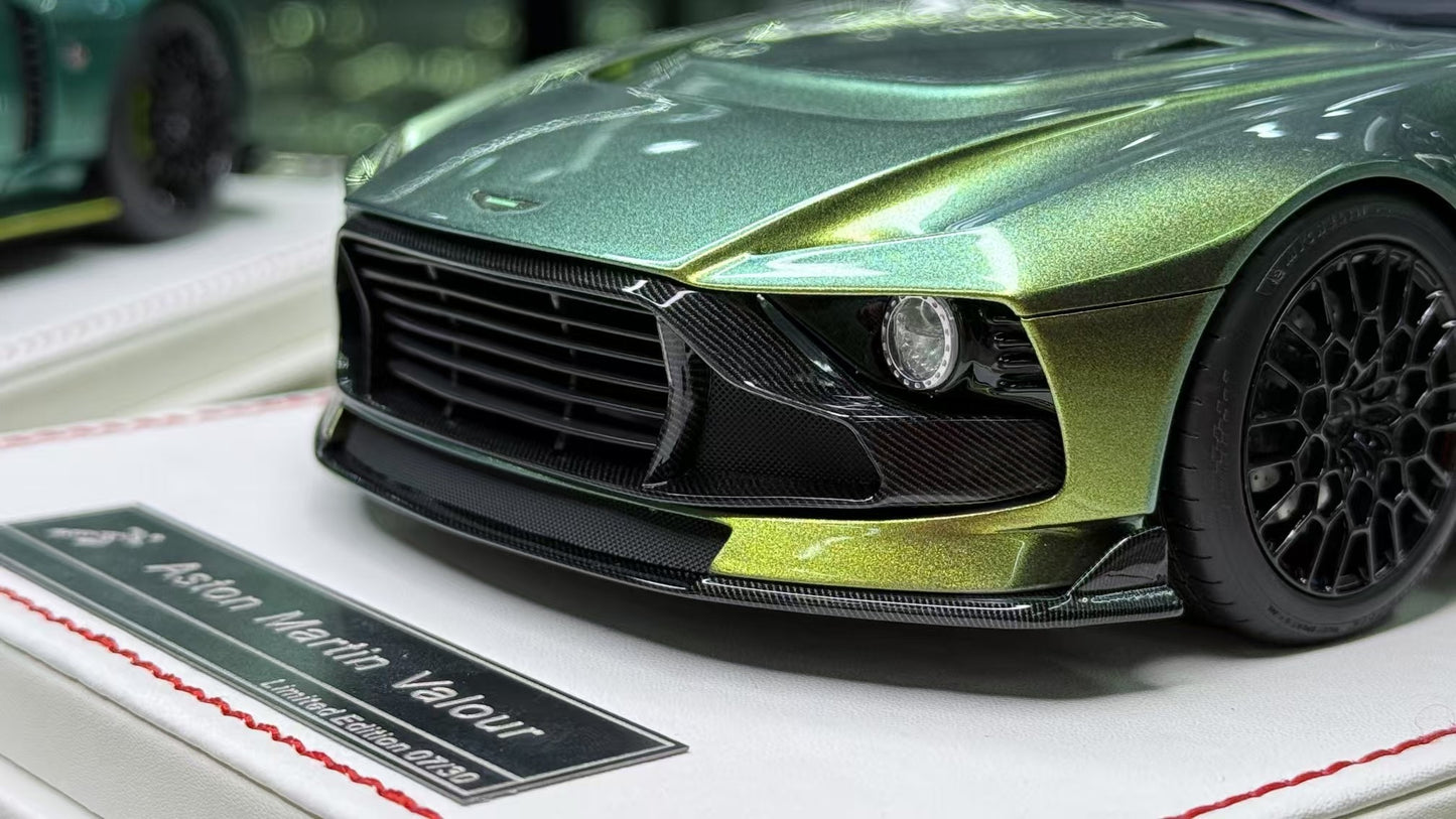 Runner Aston Valour 1/18
