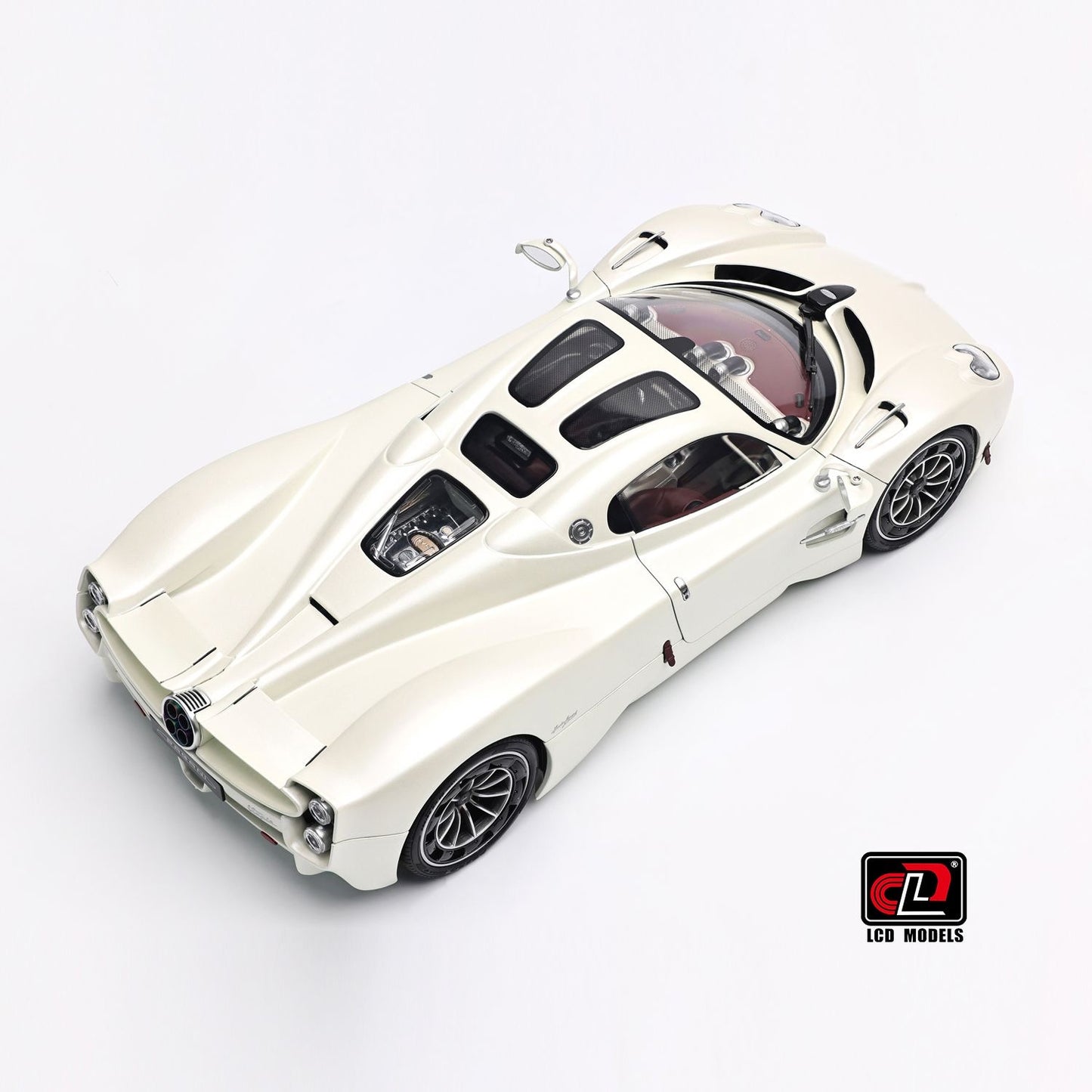(Pre-Order) LCD Pagani Utopia 1/18