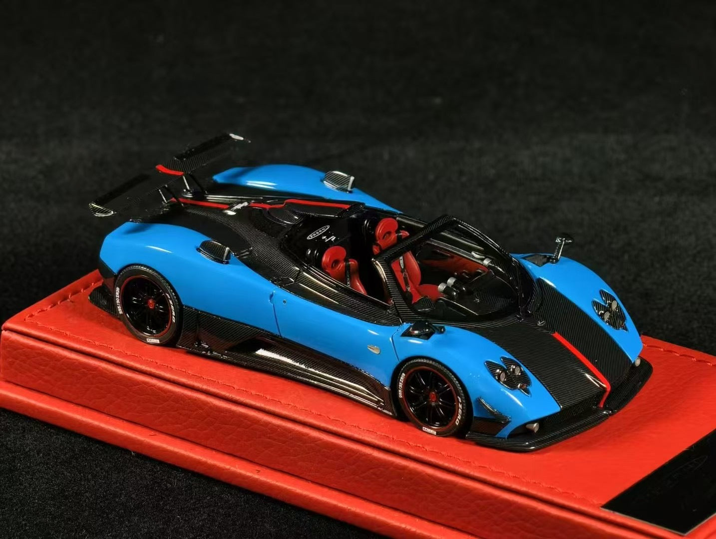 Peako Model Pagani Zonda Cinque Roadster 1/43