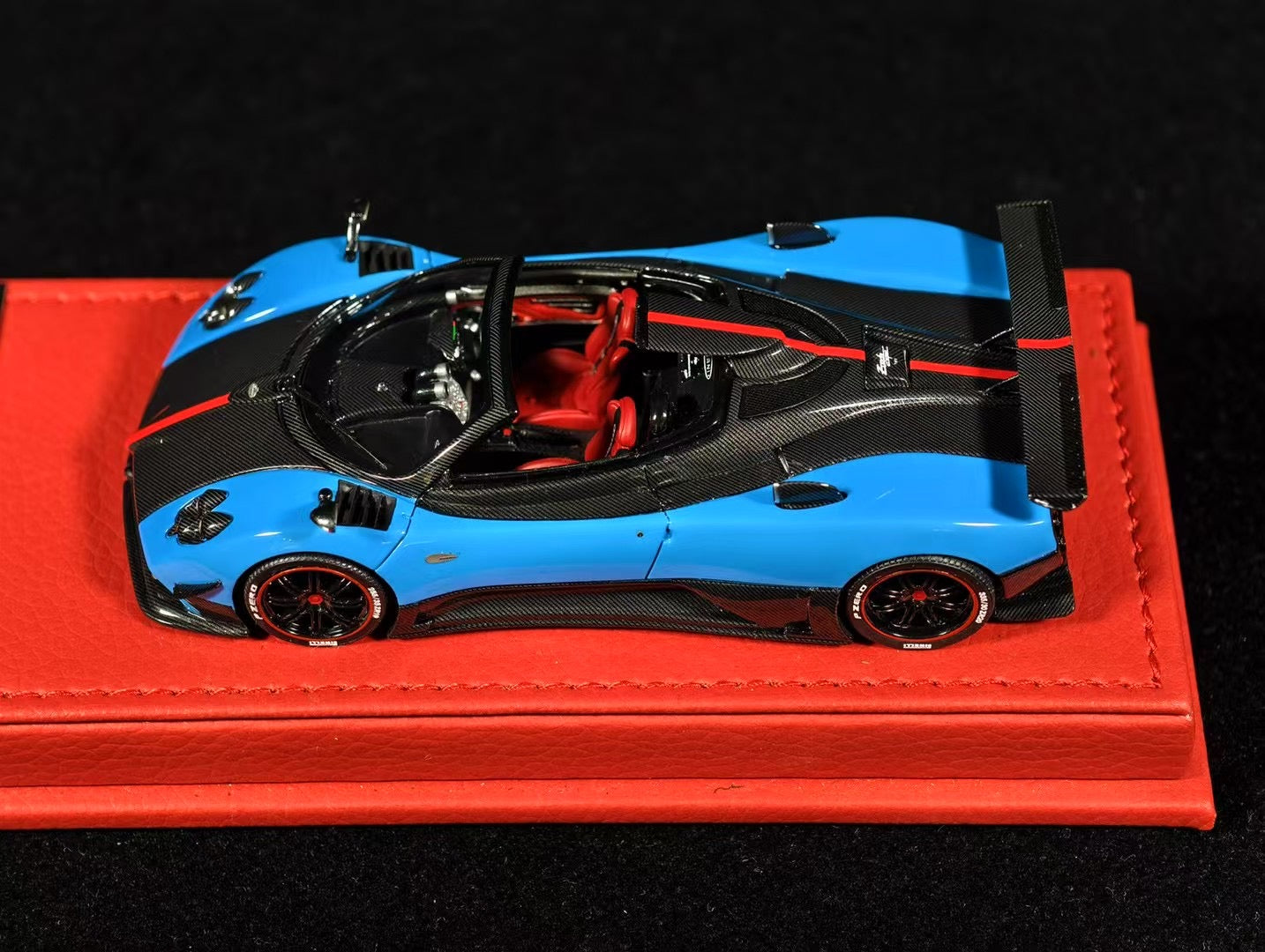 Peako Model Pagani Zonda Cinque Roadster 1/43