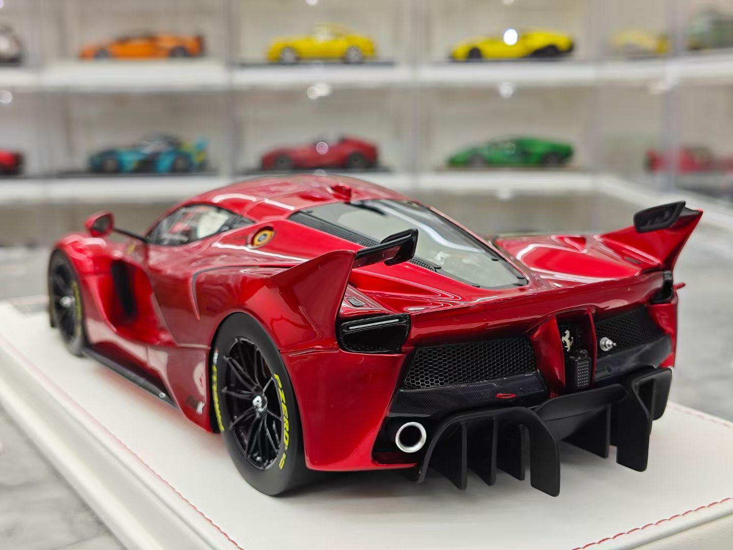 CE Models FXXK 1/18