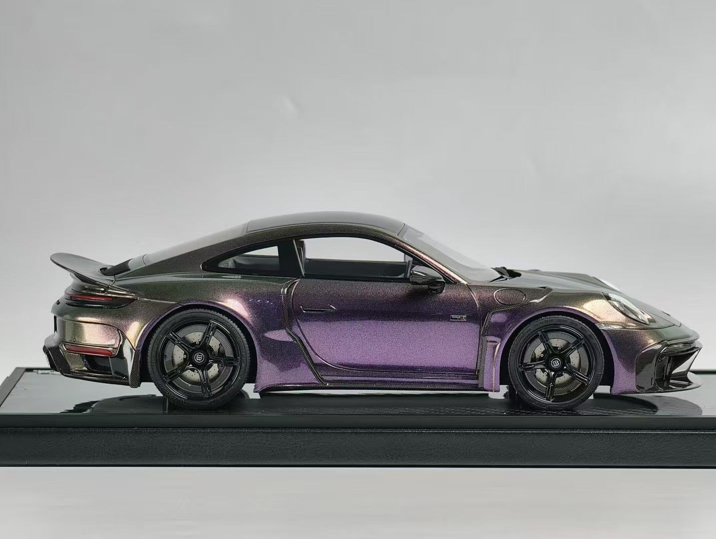 (Pre-Order) VIP Models Brabus Rocket 900R 1/18