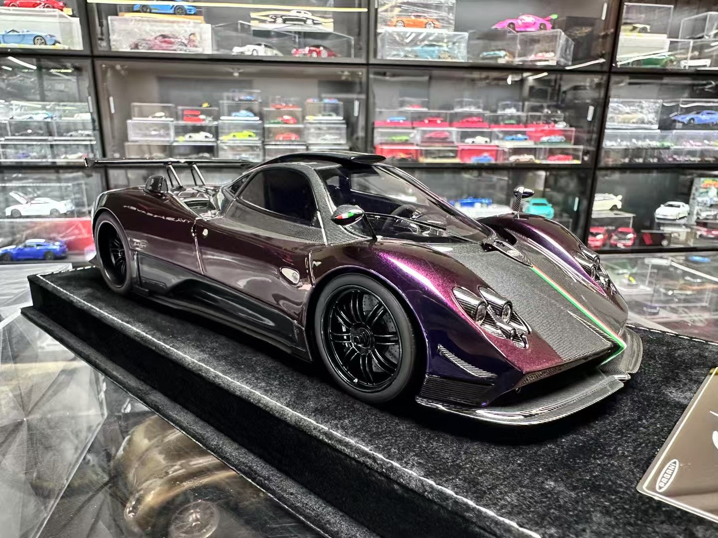 (HH Models) Henson & Heaven Zonda Cinque 1/18