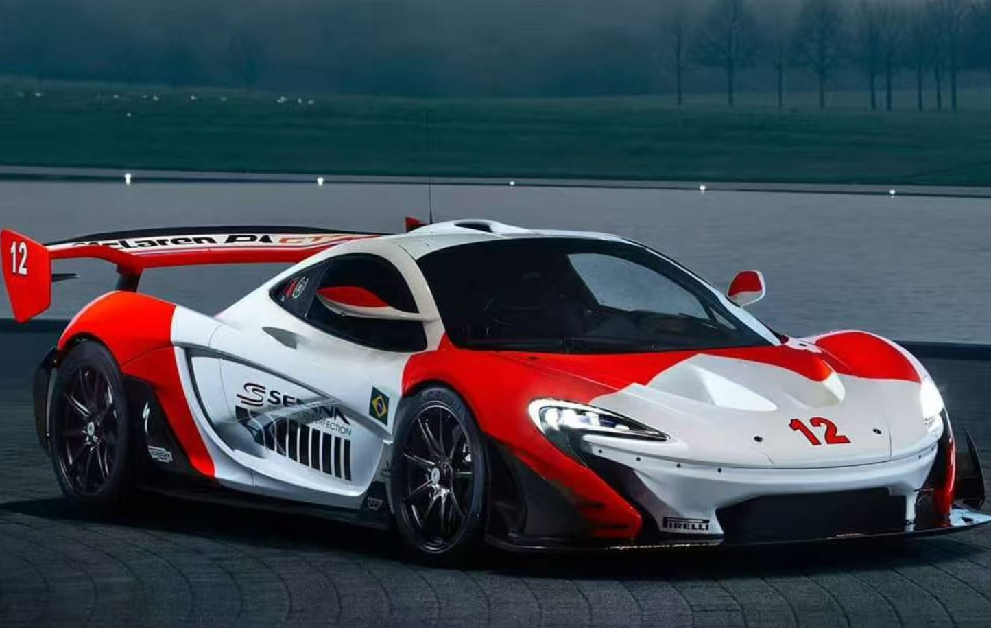 Dino Models McLaren P1 1/18 (White Base)
