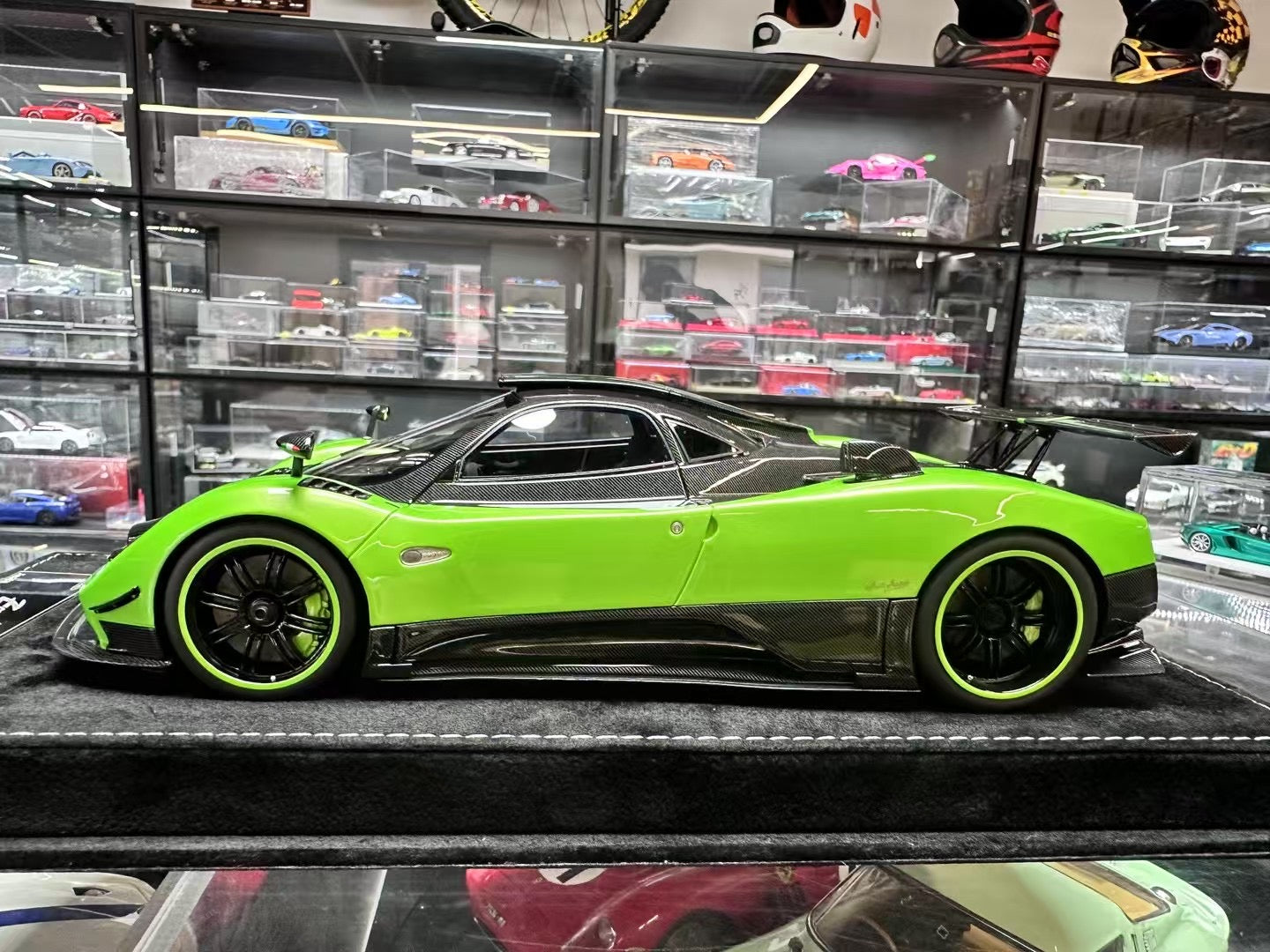 (HH Models) Henson & Heaven Zonda Cinque 1/18