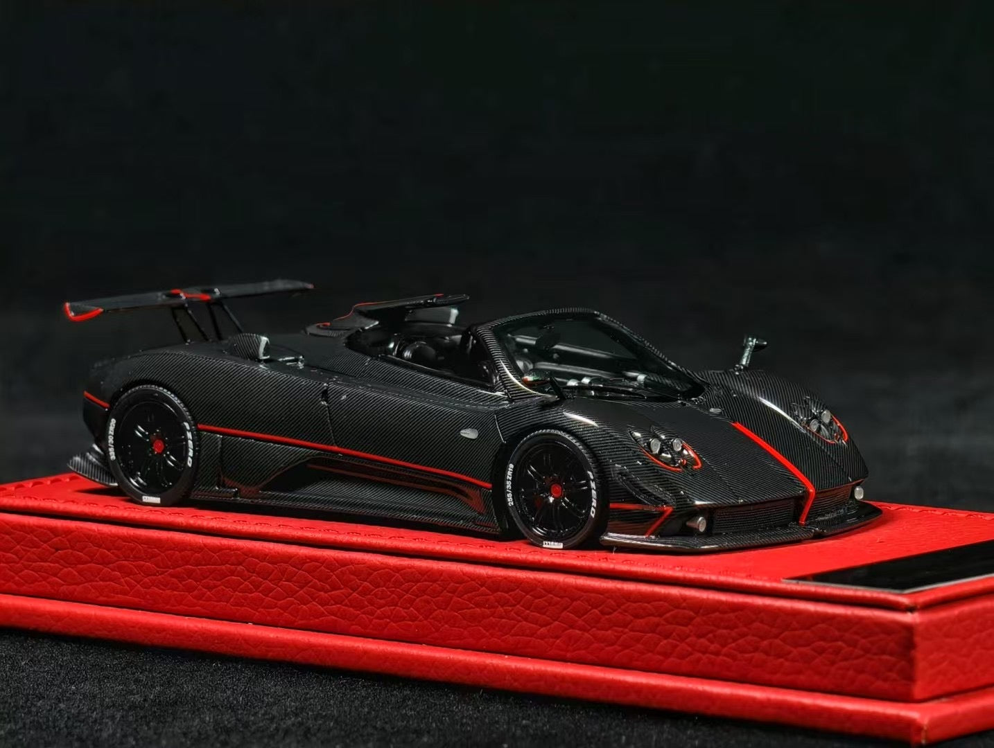 Peako Model Pagani Zonda Cinque Roadster 1/43