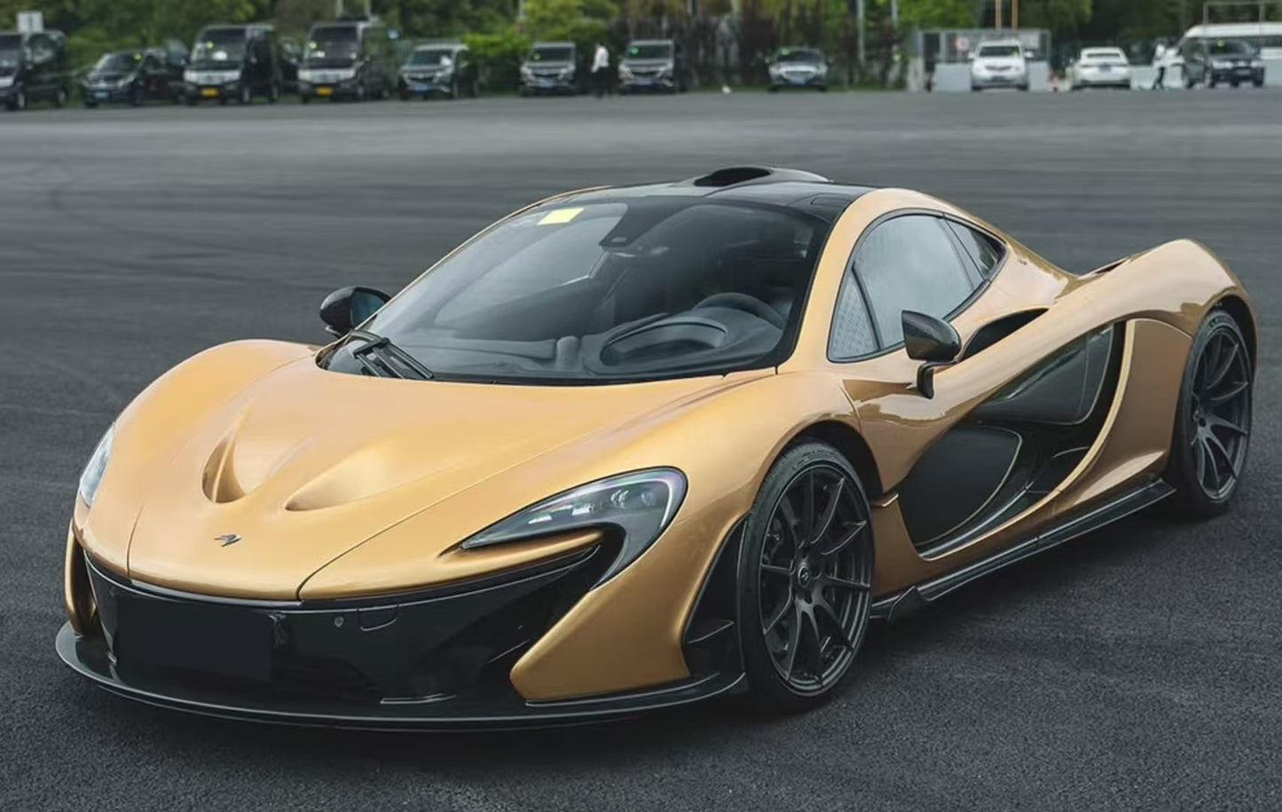 Dino Models McLaren P1 1/18 (White Base)
