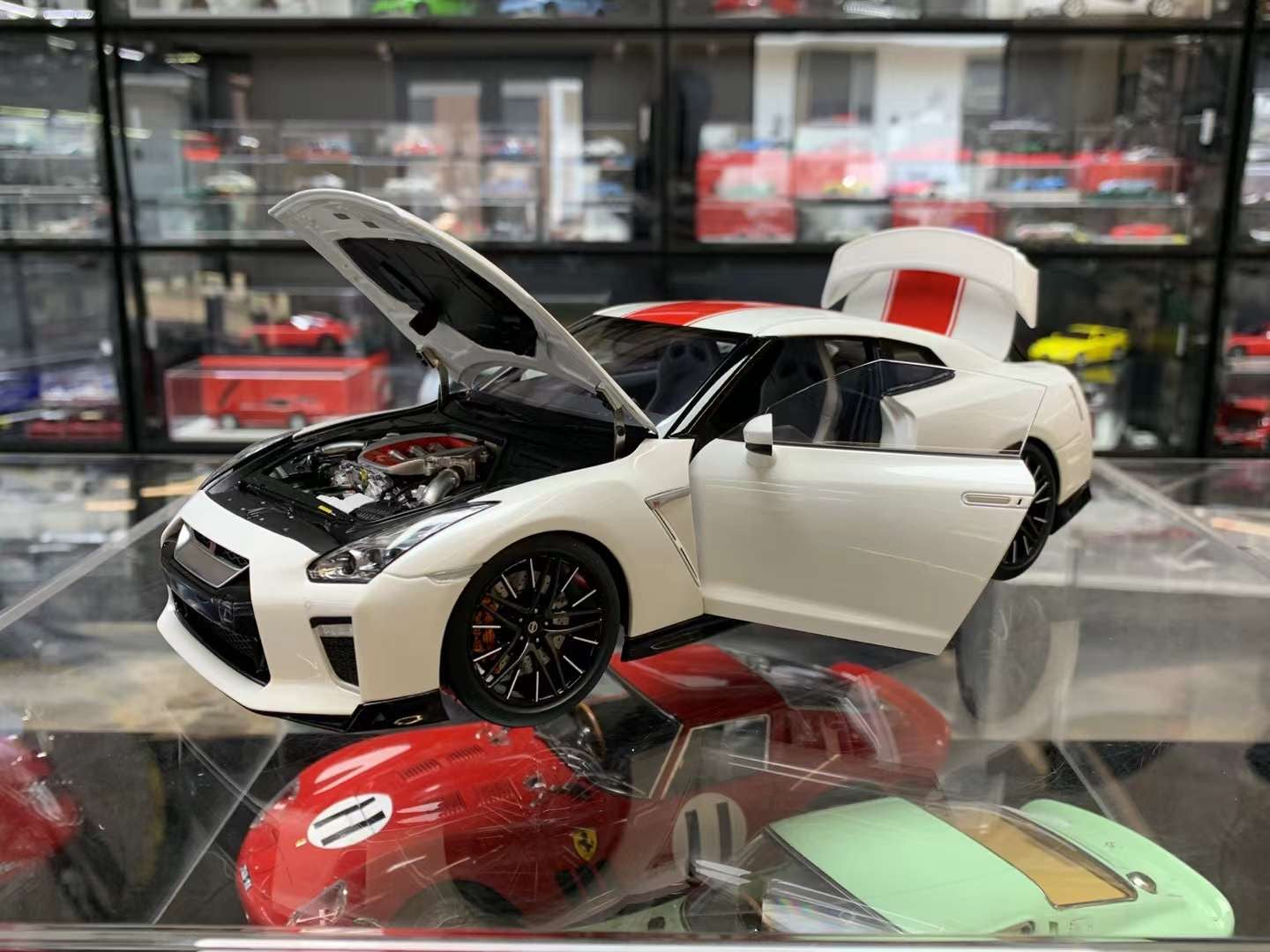 MotorHelix R35 GTR 50th Anniversary Edition
