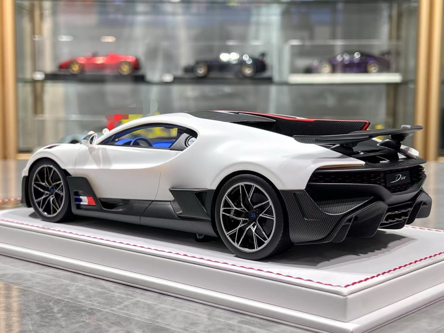 F.C Models Bugatti Divo 1/18 (White Base)