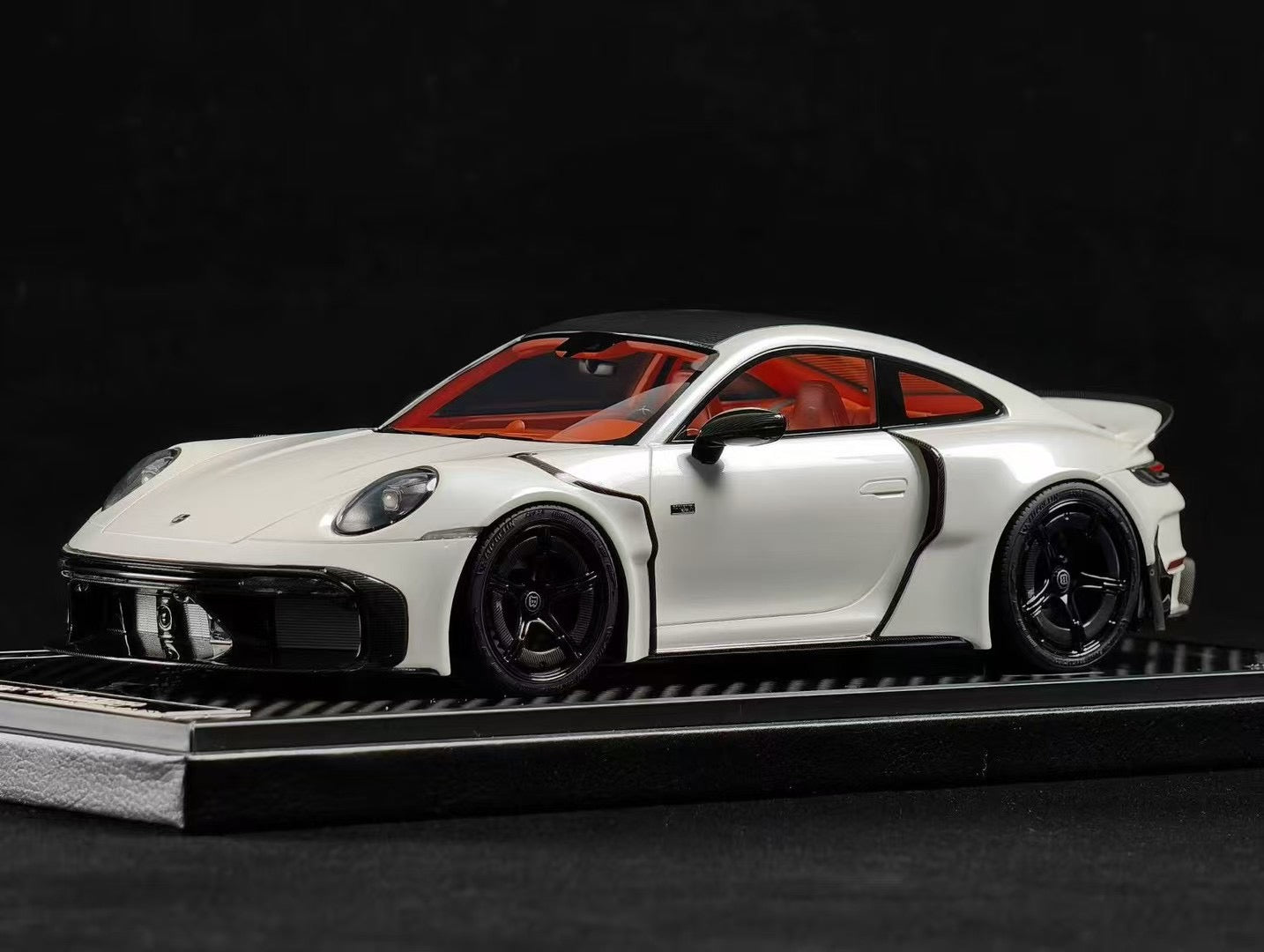 (Pre-Order) VIP Models Brabus Rocket 900R 1/18