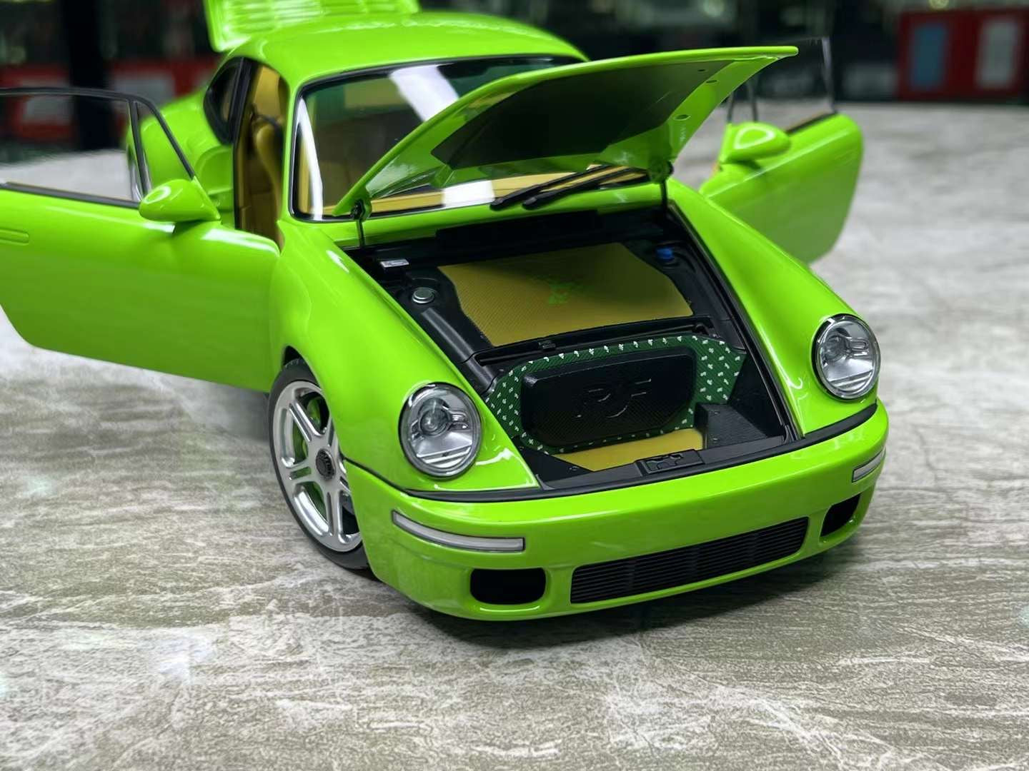 Almost Real 1/18 RUF SCR 2018