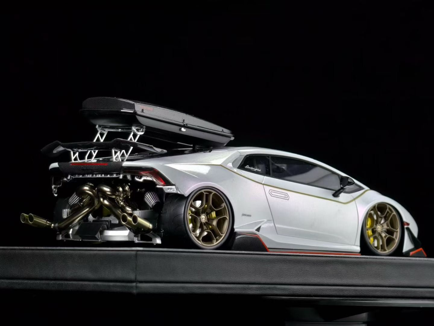 MCM Huracan LP610-4 Twin Turbo 1/18