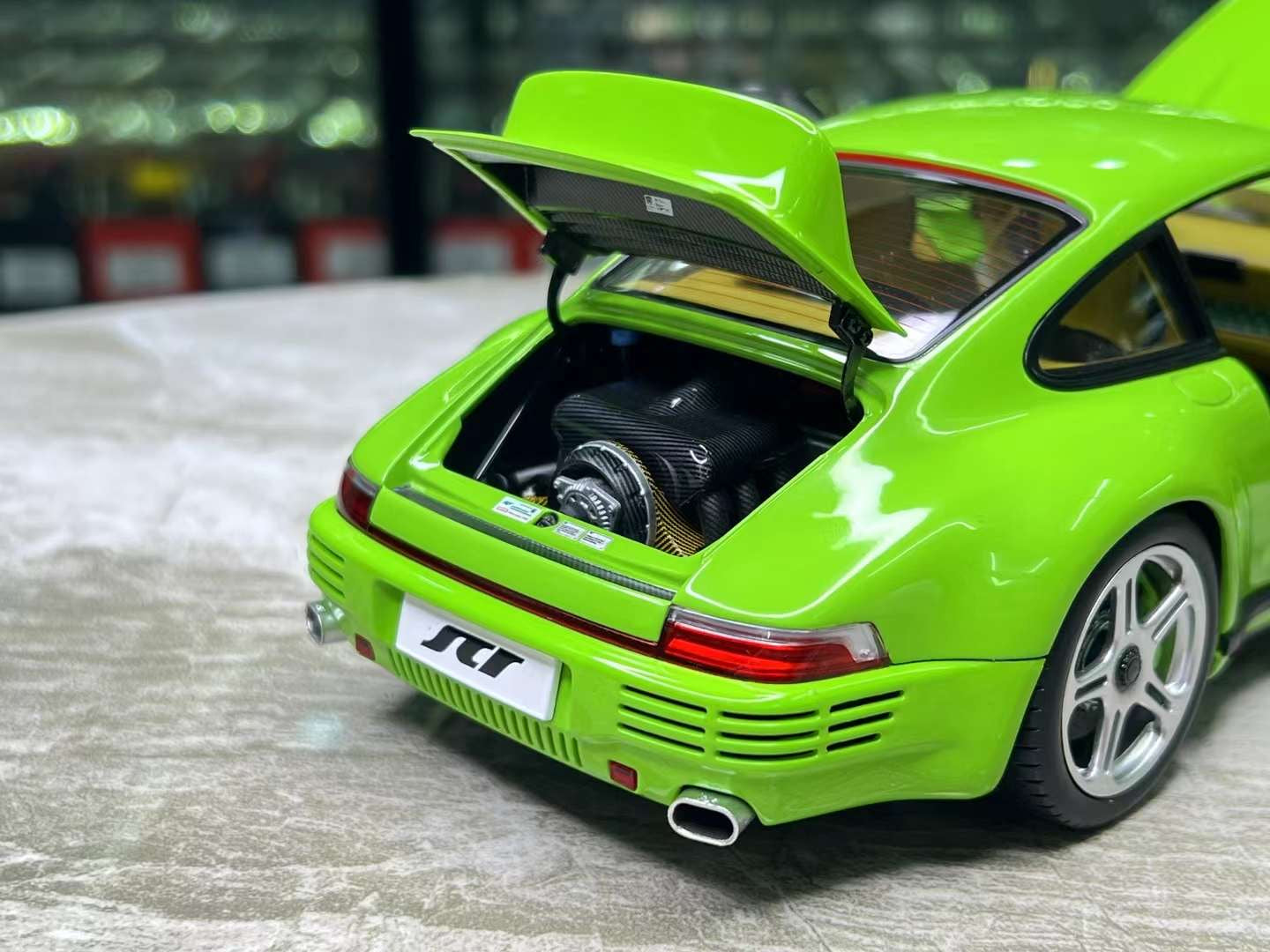 Almost Real 1/18 RUF SCR 2018