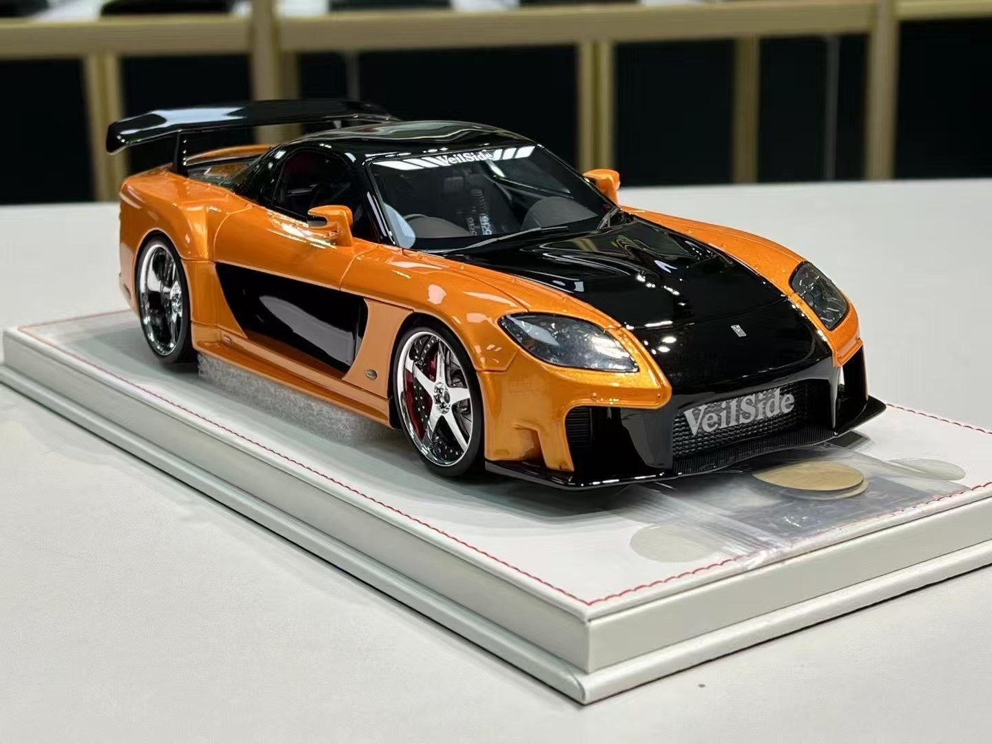 Onemodel Mazda Veilside RX-7 1/18