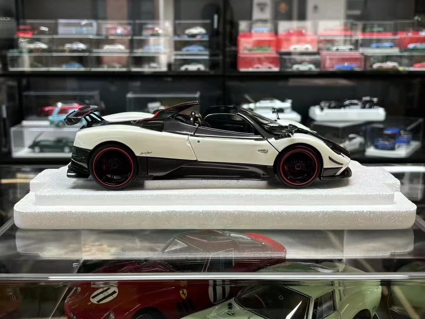 Almost Real Pagani Zonda Cinque Roadster 1/18