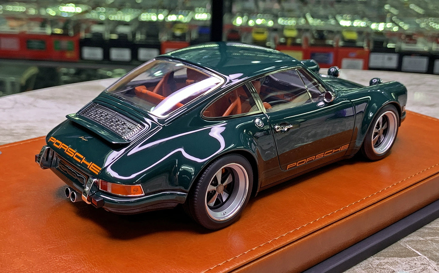 MakeUp singer 911 (964) coupe 1/18
