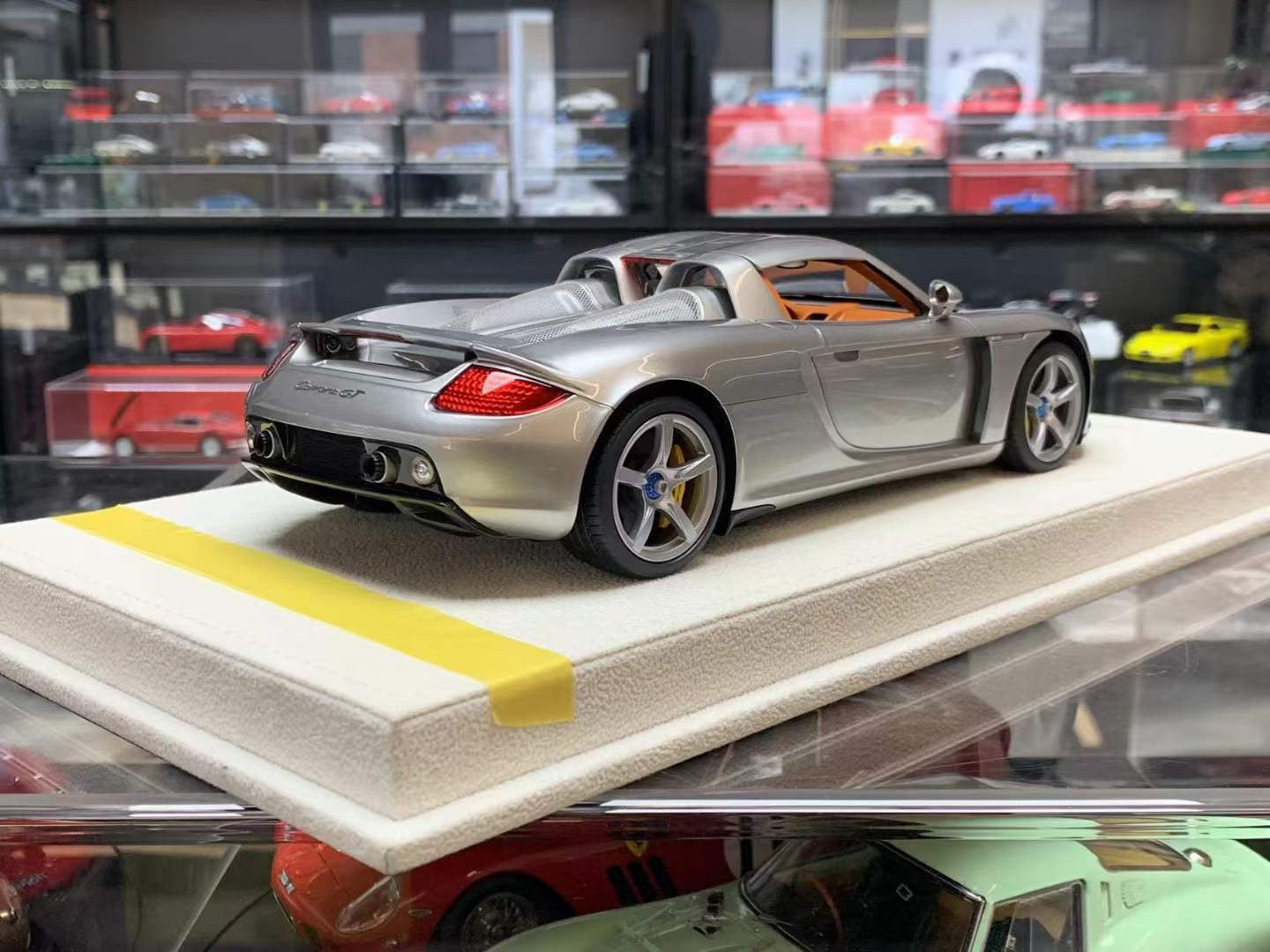 MakeUp Models Carrera GT 1/18