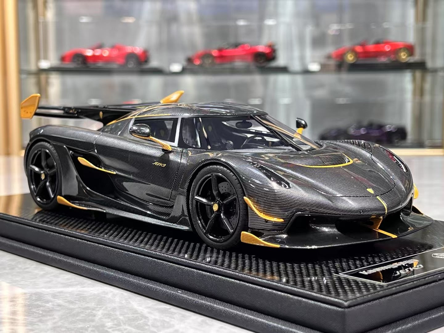 FrontiArt Koenigsegg Jesko 1/18