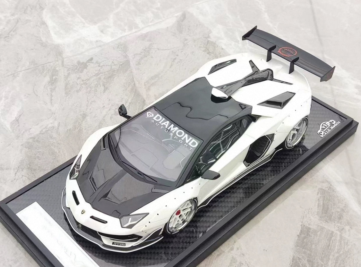 VIP Models Lamborghini Aventador SVJ LBWK 1/18