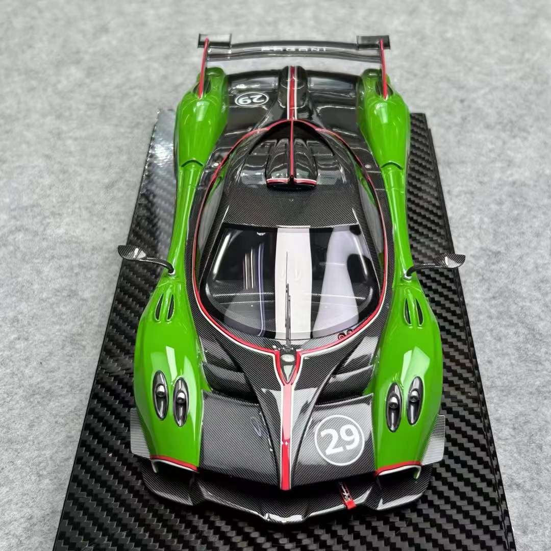 VIP Models Pagani Huayra R 1/18.