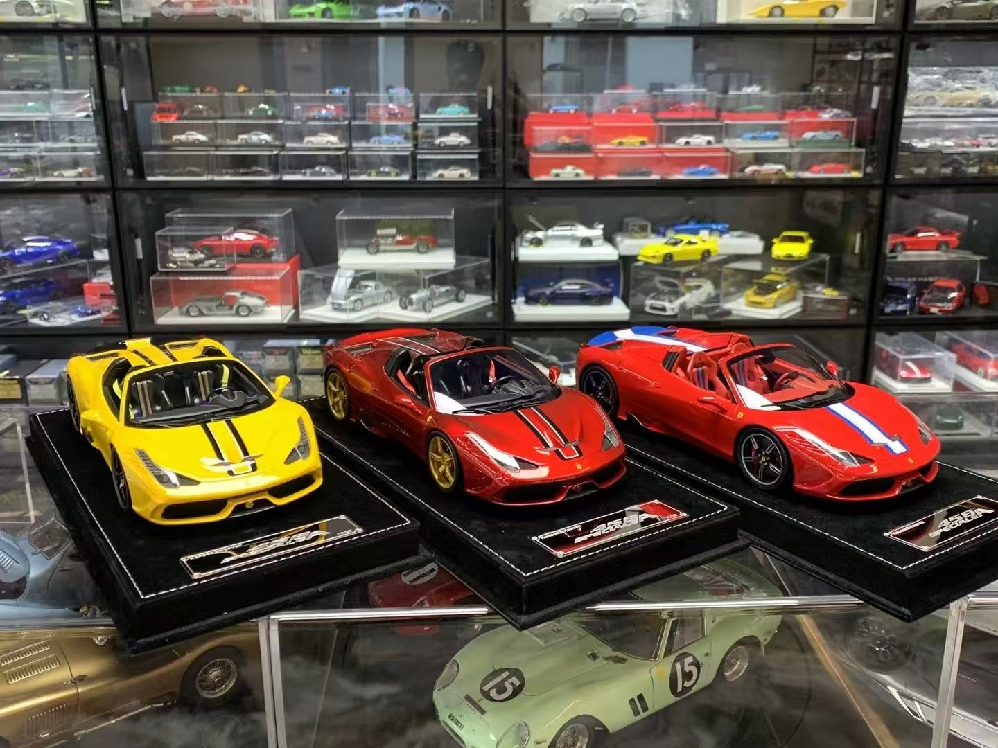 Henson & Heaven (HH Models) 458 Speciale Aperta 1/18