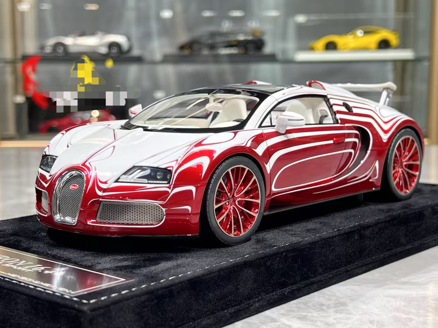 Henson & Heaven (HH) Bugatti Veyron 1/18