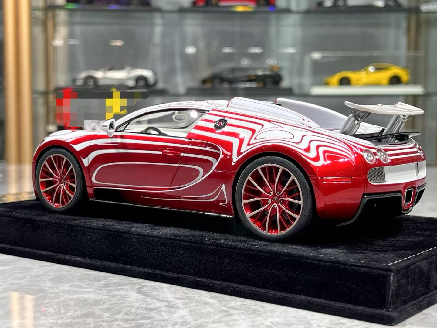 Henson & Heaven (HH) Bugatti Veyron 1/18