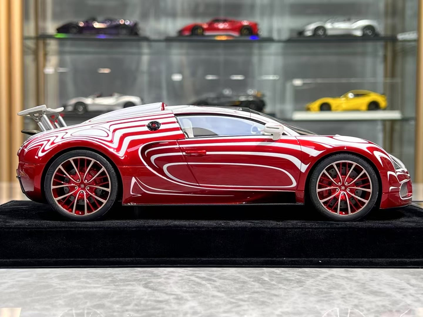 Henson & Heaven (HH) Bugatti Veyron 1/18