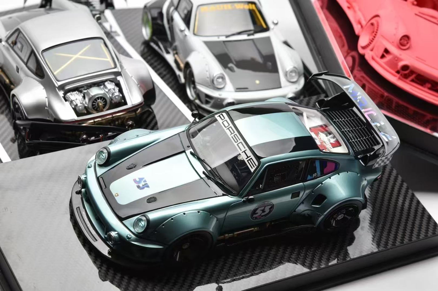 MCM RWB 964 1/18