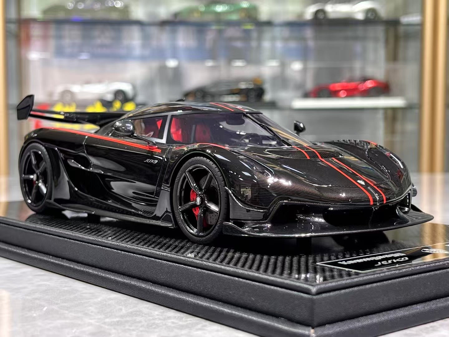 FrontiArt Koenigsegg Jesko 1/18