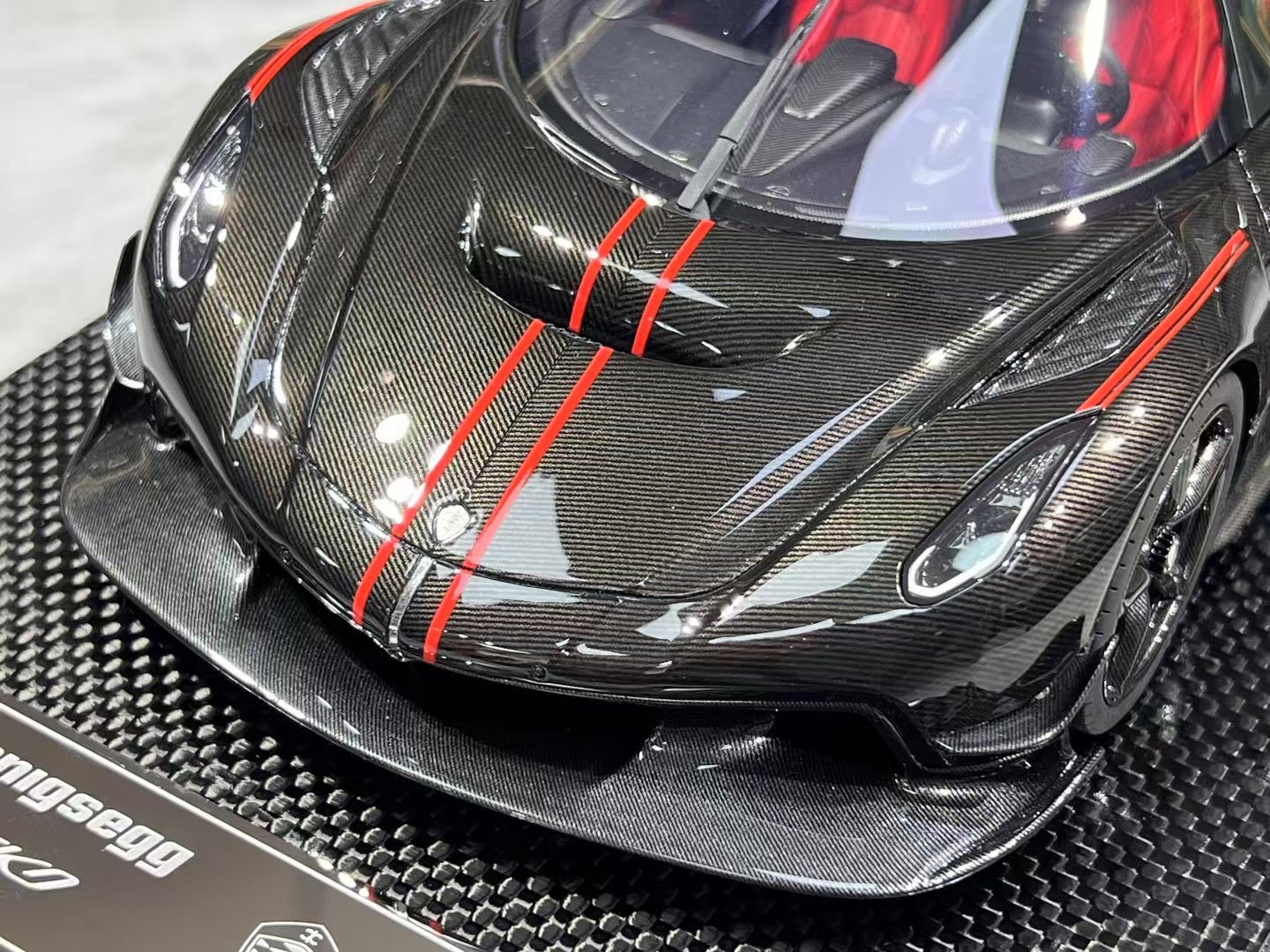 FrontiArt Koenigsegg Jesko 1/18