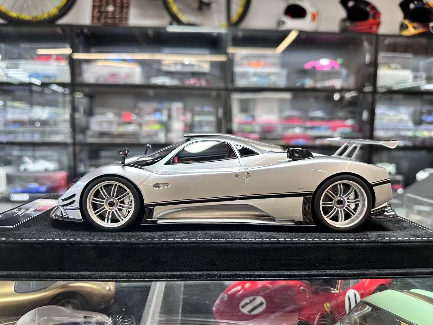 (HH Models) Henson & Heaven Zonda Cinque 1/18
