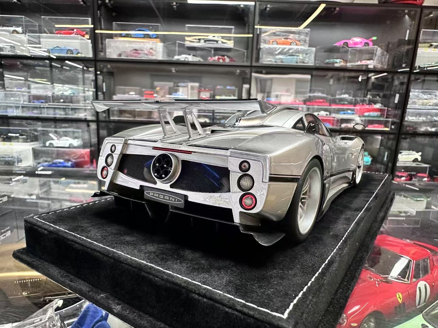 (HH Models) Henson & Heaven Zonda Cinque 1/18