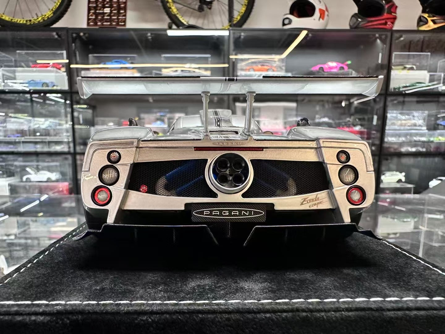 (HH Models) Henson & Heaven Zonda Cinque 1/18