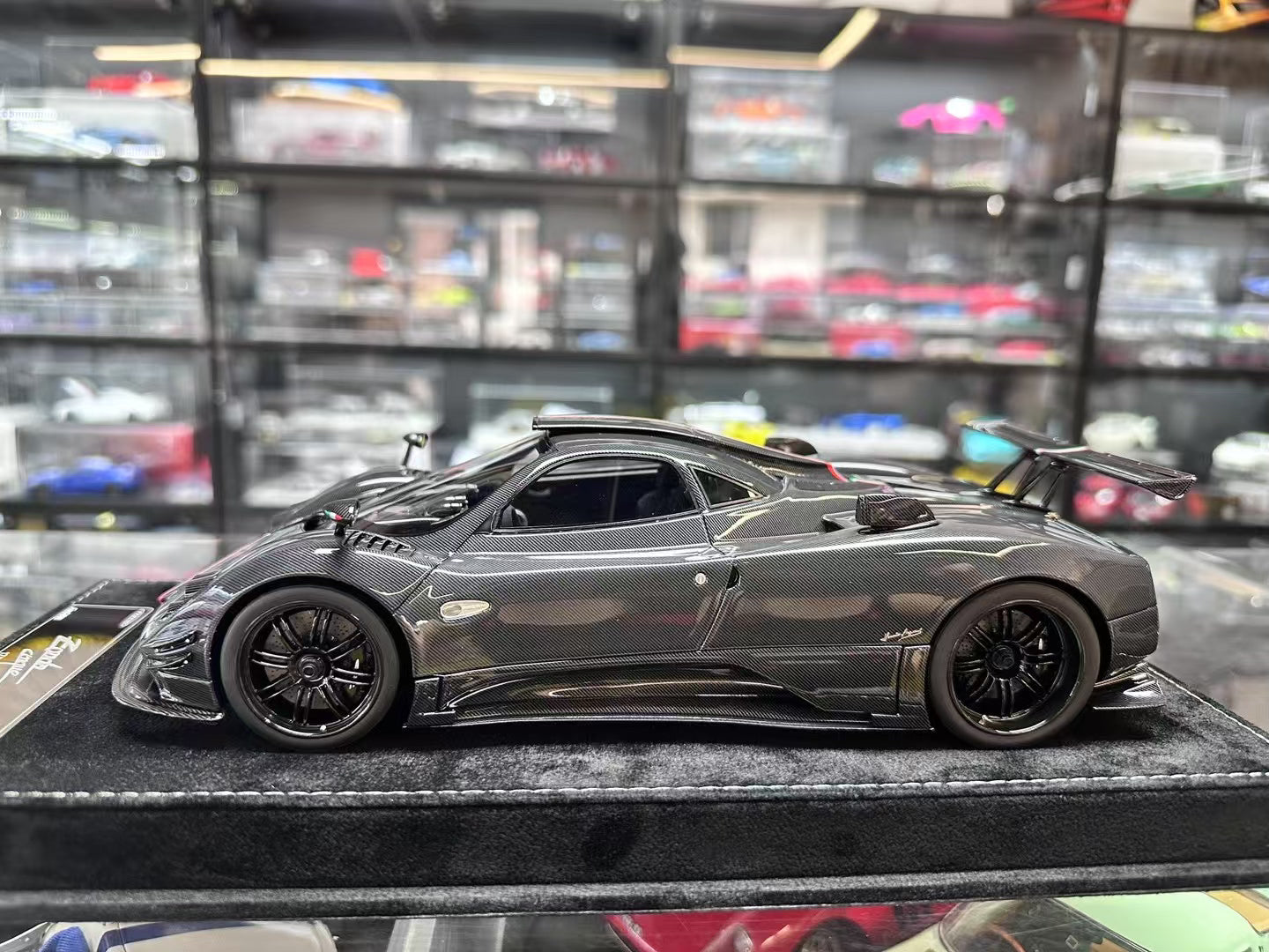(HH Models) Henson & Heaven Zonda Cinque 1/18
