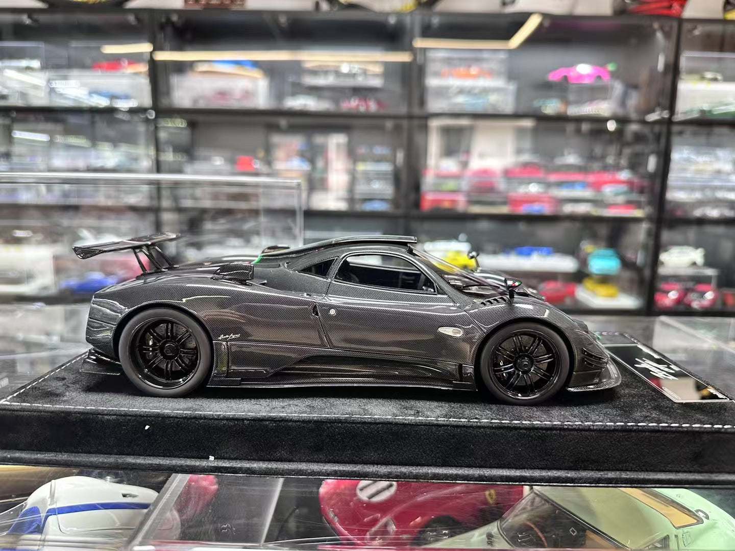 (HH Models) Henson & Heaven Zonda Cinque 1/18