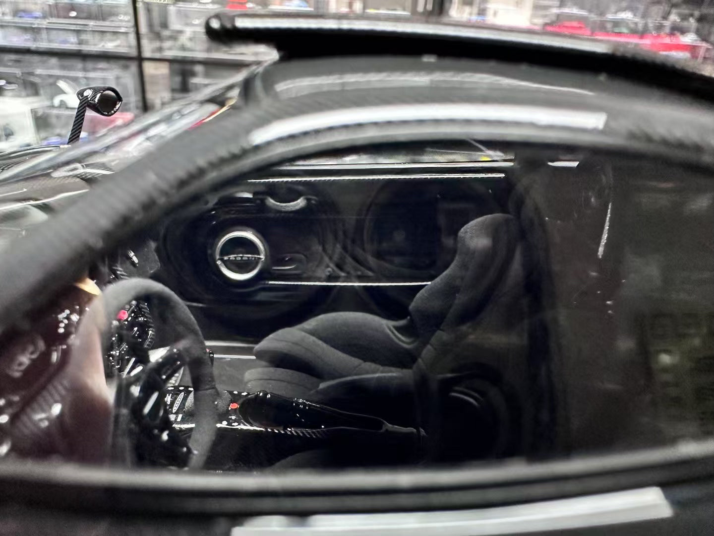(HH Models) Henson & Heaven Zonda Cinque 1/18