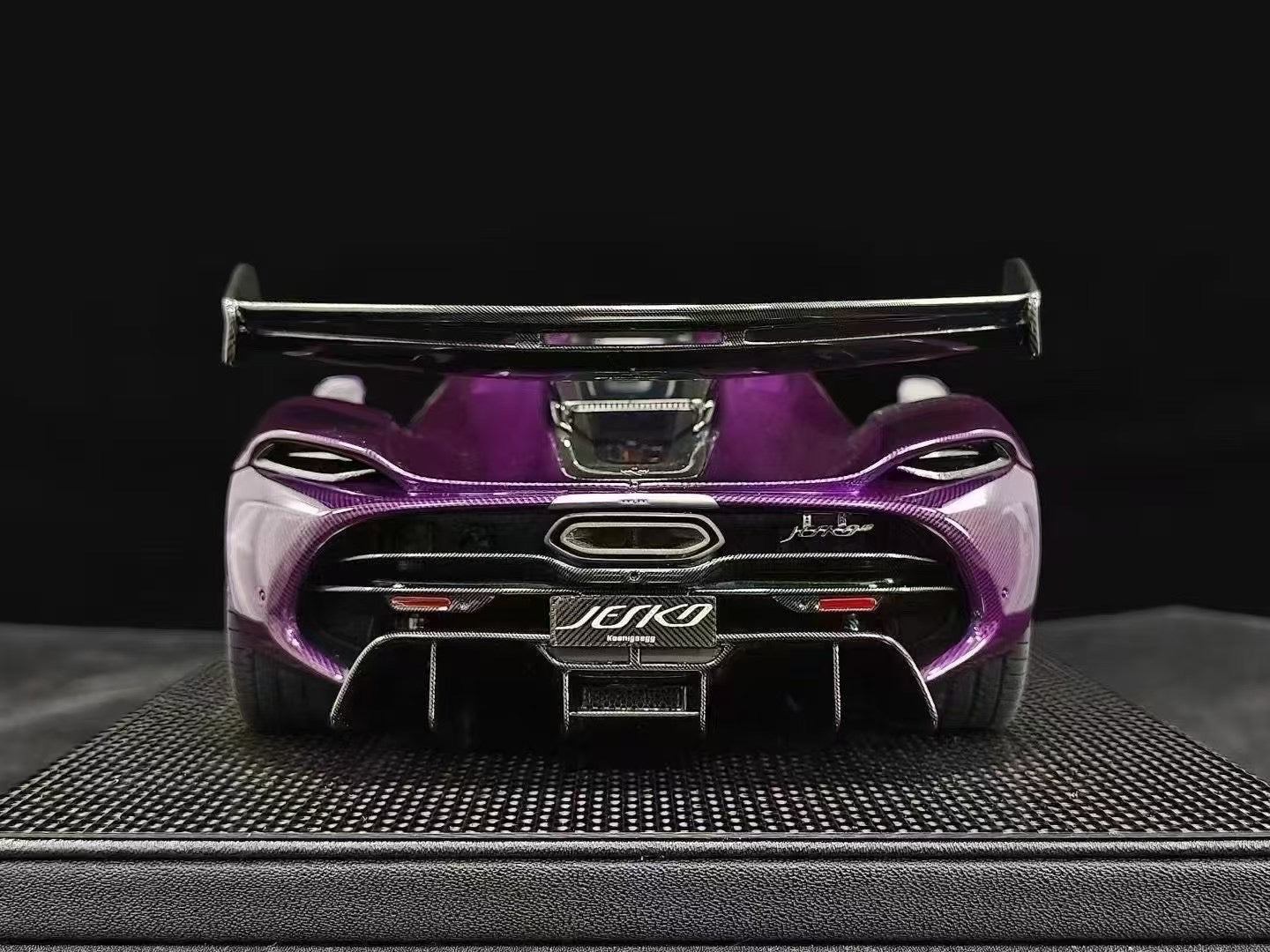 (Pre-Order) FrontiArt Koenigsegg Jesko 1/18