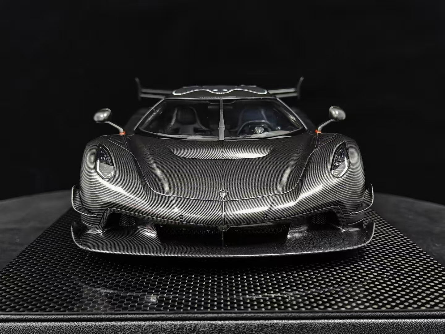 (Pre-Order) FrontiArt Koenigsegg Jesko 1/18