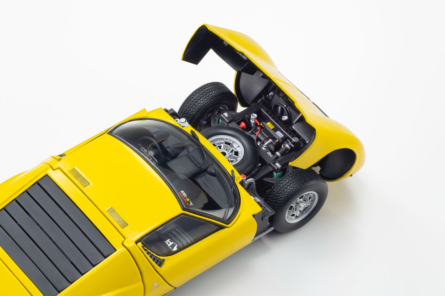 (Pre-Order) Kyosho LAM Miura P 400