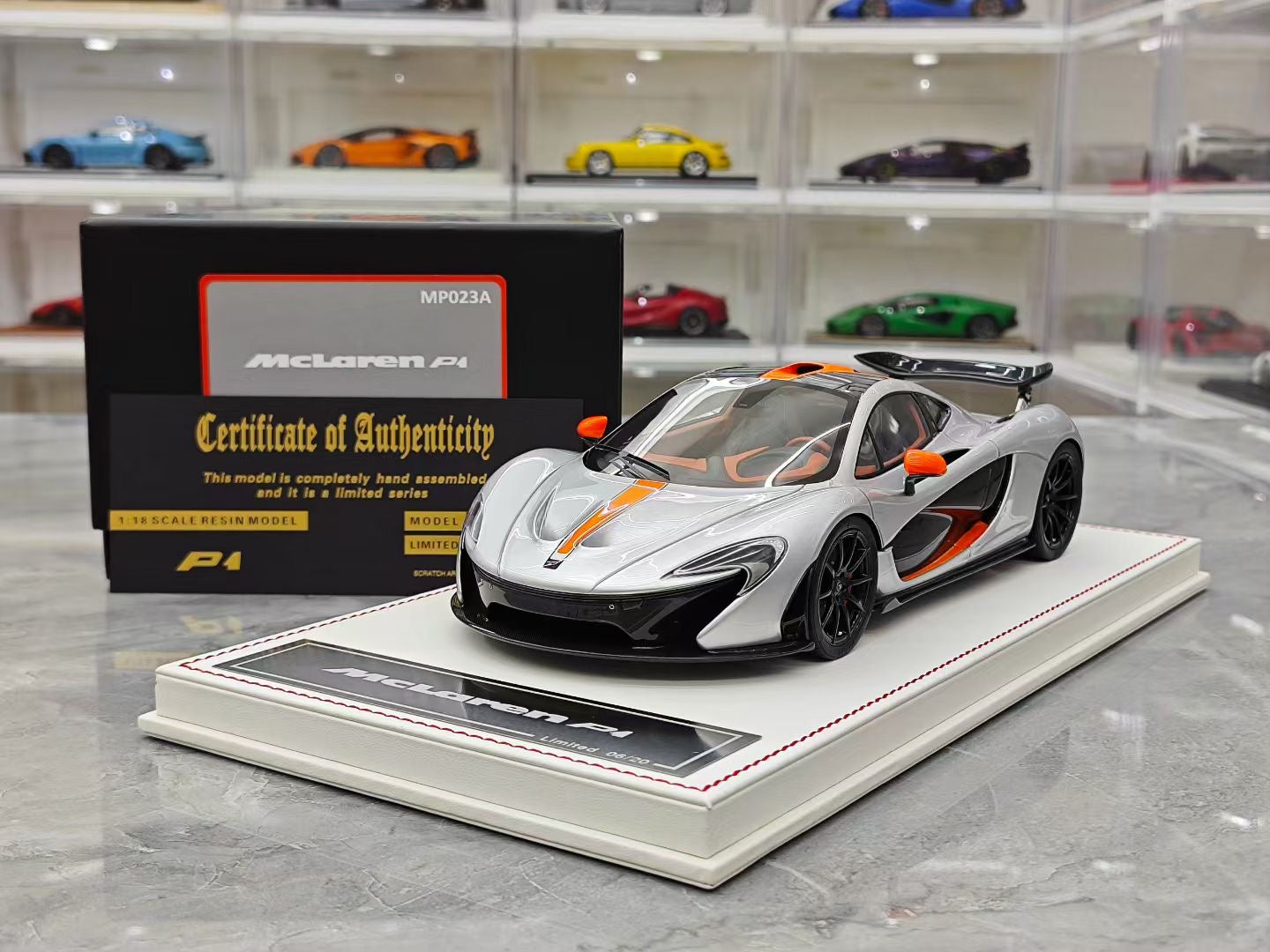 Dino Models McLaren P1 1/18 (White Base)
